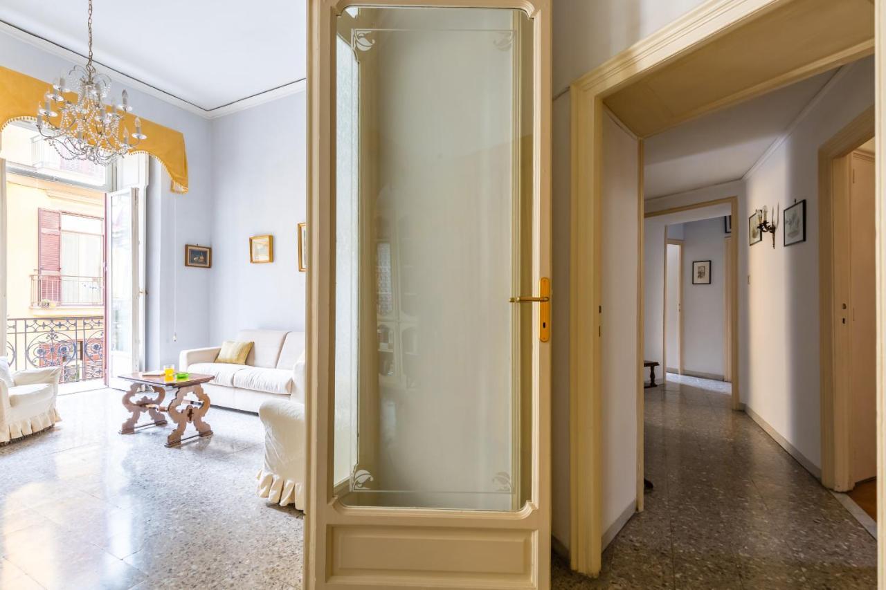 Rettifilo Family Apartment By Wonderful Italy Неаполь Экстерьер фото