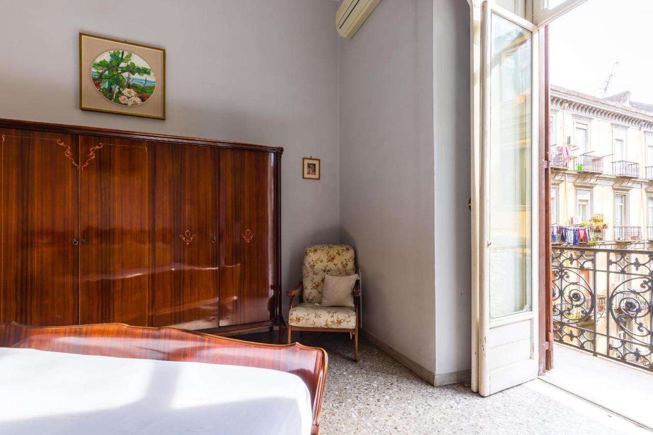 Rettifilo Family Apartment By Wonderful Italy Неаполь Экстерьер фото