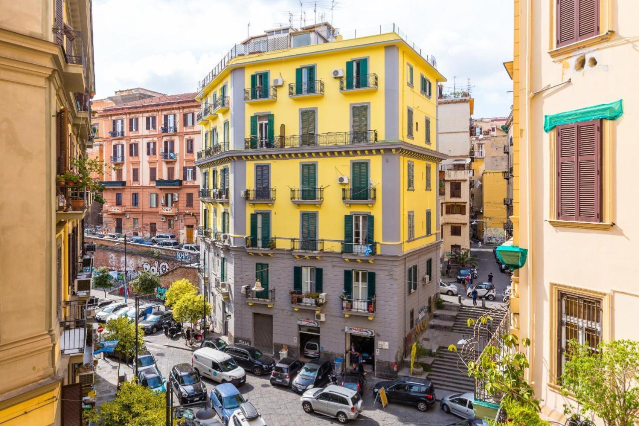 Rettifilo Family Apartment By Wonderful Italy Неаполь Экстерьер фото