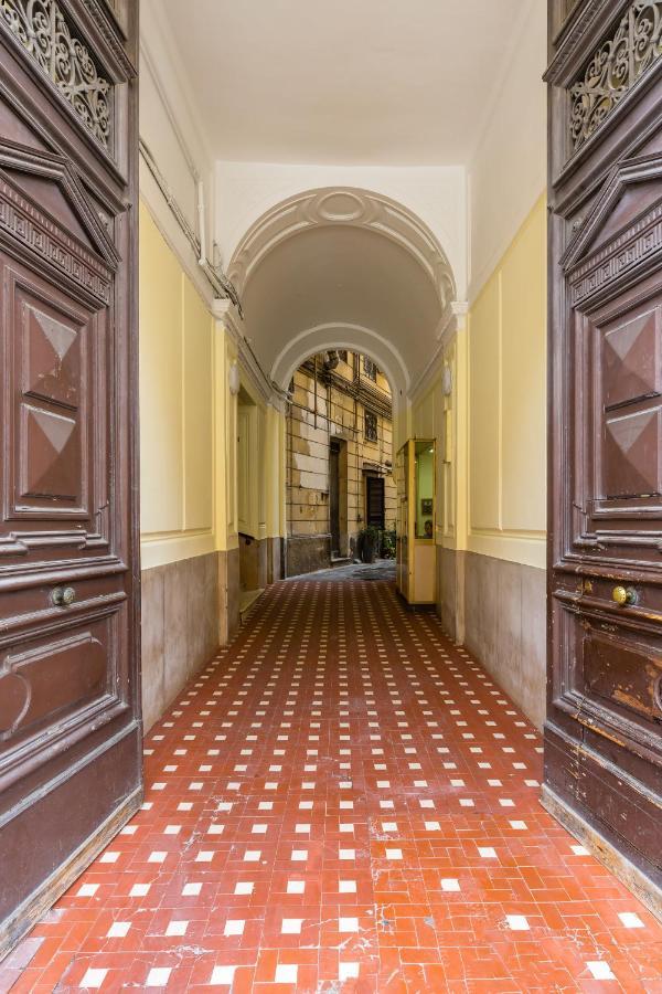 Rettifilo Family Apartment By Wonderful Italy Неаполь Экстерьер фото